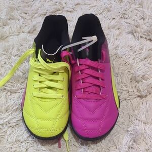 Puma Sneakers Neon Yellow and Pink Vibrant Design